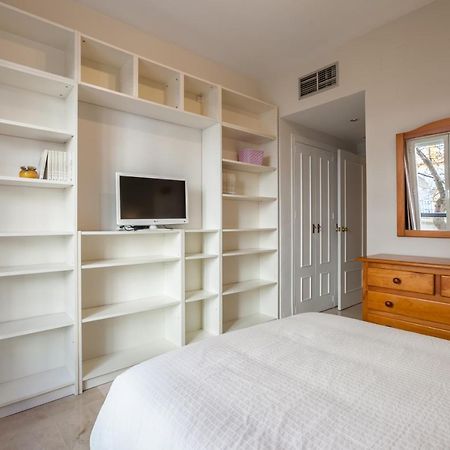 Apartamento Cerca Del Alcazar Con Garaje Privado Sevilla Bagian luar foto