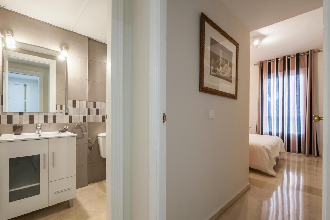 Apartamento Cerca Del Alcazar Con Garaje Privado Sevilla Bagian luar foto